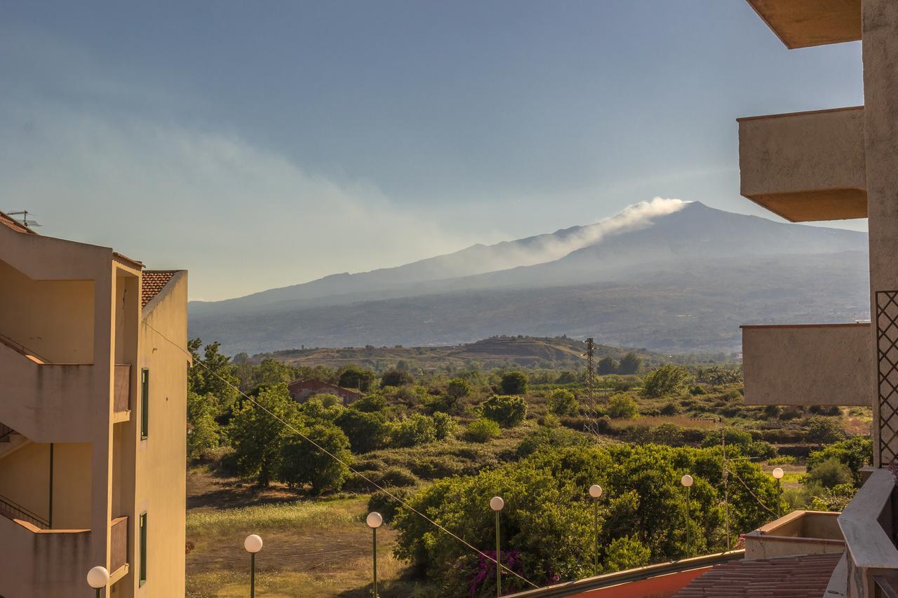 Appartamento Nero D'Avola Morgante Giardini Naxos Esterno foto